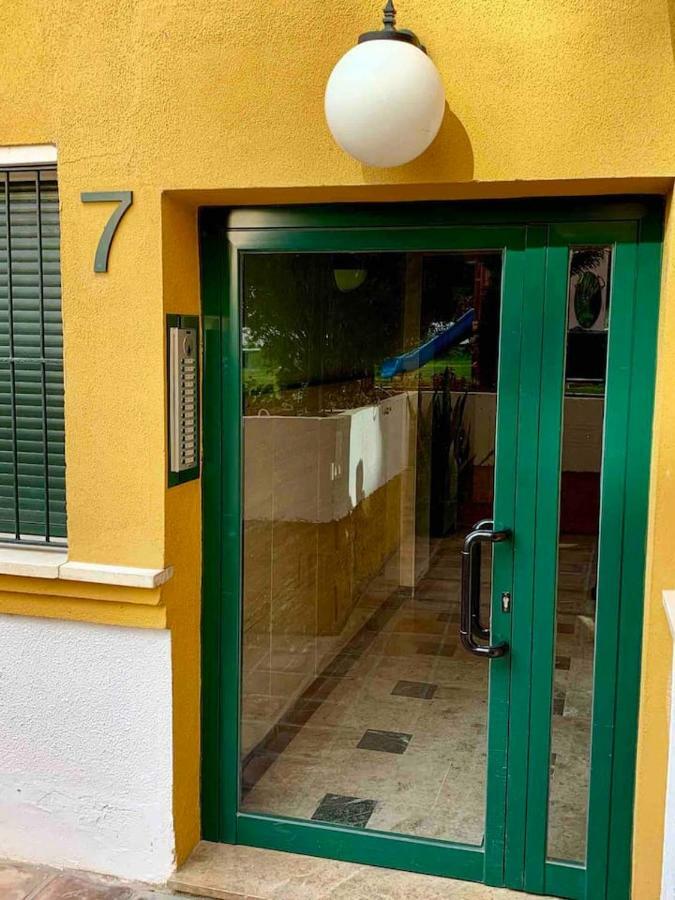 Apto. Lujo Primera Linea Playa Del Bajondillo Torremolinos Esterno foto